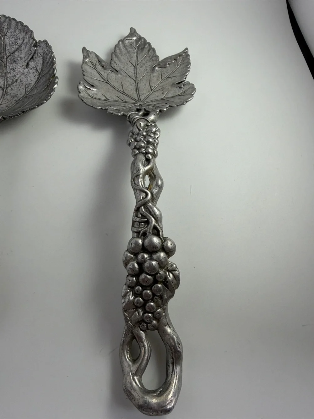 Arthur Court GRAPEVINE SERVING SET Salad Servers Set